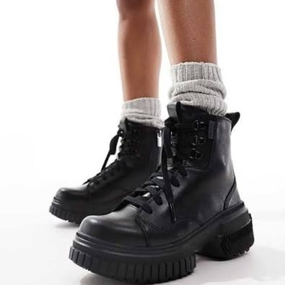 Sorel Black Lace-Up Combat Boots